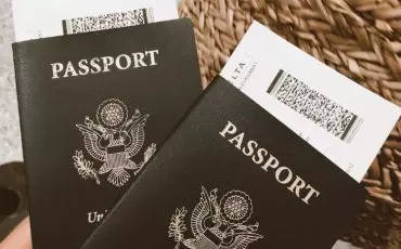 Did you know that US citizens are allowed to carry 2 US passports?